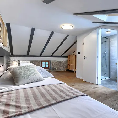 Semesterbostad Perun By Interhome