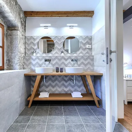 Semesterbostad Perun By Interhome *